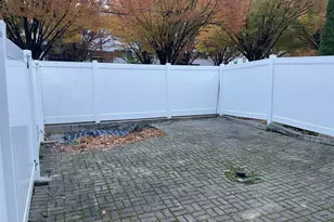 7 Dune Ct, Bronx, NY 10473 - Photo 18