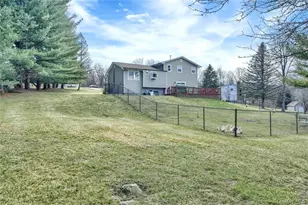 24 Emily Ln, Monroe, NY 10950 - Photo 32