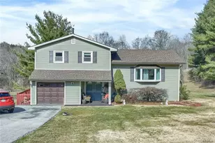 24 Emily Ln, Monroe, NY 10950 - Photo 4