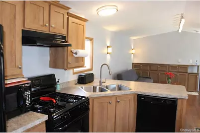 16 Bivona Lane Lot 10, New Windsor, NY 12553 - Photo 6