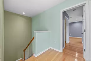 223 Constitution Pl, College Point, NY 11356 - Photo 18