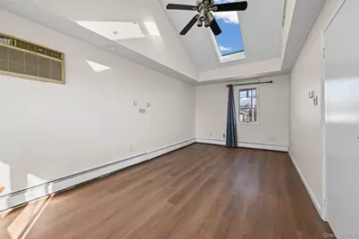 130 Gordon Place, Freeport, NY 11520 - Photo 10