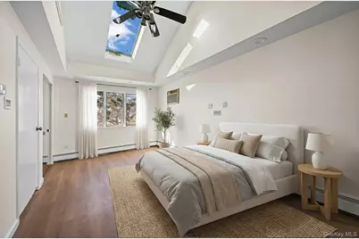 130 Gordon Place, Freeport, NY 11520 - Photo 16