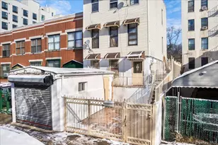 877 Hornaday Pl, Bronx, NY 10460 - Photo 4
