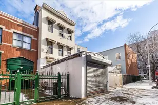 877 Hornaday Pl, Bronx, NY 10460 - Photo 1