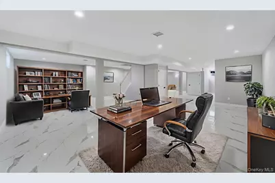 2105 Hoffman Avenue, Elmont, NY 11003 - Photo 44