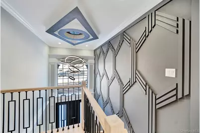 2105 Hoffman Avenue, Elmont, NY 11003 - Photo 18