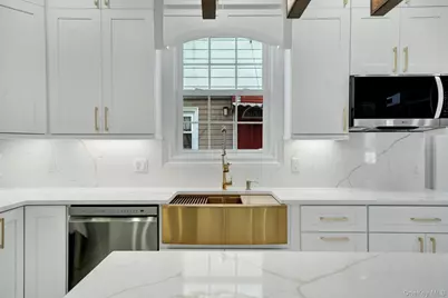 2105 Hoffman Avenue, Elmont, NY 11003 - Photo 26