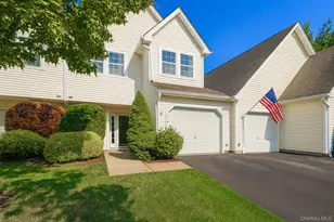 139 Erin Ln, East Setauket, NY 11733 - Photo 1