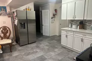 19 Hewes St, Brentwood, NY 11717 - Photo 2