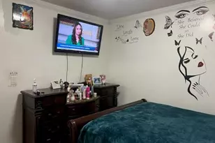 19 Hewes St, Brentwood, NY 11717 - Photo 6