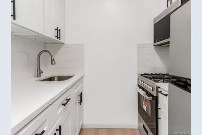 2165 Matthews Avenue #4A, Bronx, NY 10462 - Photo 2