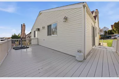 54 Staunton Street, Yonkers, NY 10704 - Photo 24