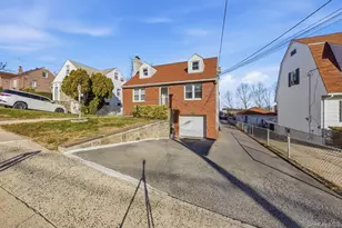 54 Staunton St, Yonkers, NY 10704 - Photo 34