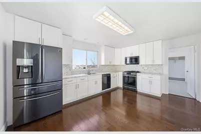 54 Staunton Street, Yonkers, NY 10704 - Photo 4