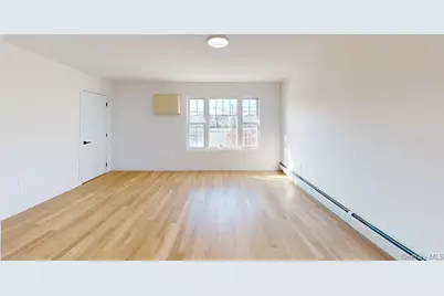 472 Beach 43rd Street, Far Rockaway, NY 11691 - Photo 2