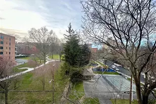 2 Windsor Terrace, White Plains, NY 10601 - Photo 20