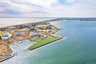 1 Watersedge Dr, Quogue, NY 11959 - Photo 24