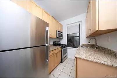 27-77 33rd Street #2A, Astoria, NY 11105 - Photo 16