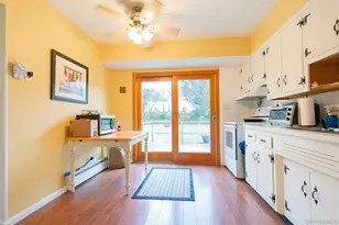 4 Manchester Dr, Bethpage, NY 11714 - Photo 6