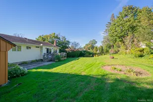 4 Manchester Dr, Bethpage, NY 11714 - Photo 24