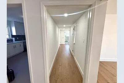 225 Cleveland Avenue, Mineola, NY 11501 - Photo 8