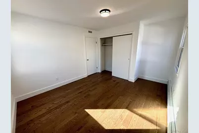 225 Cleveland Avenue, Mineola, NY 11501 - Photo 16