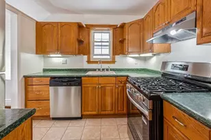 9 Dove Ct, Croton on Hudson, NY 10520 - Photo 2