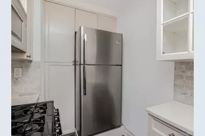 1332 Midland Avenue #3F, Bronxville, NY 10708 - Photo 10