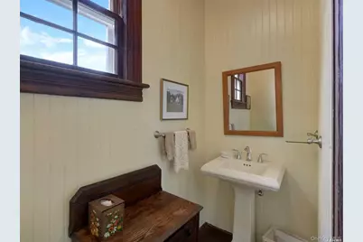 51 Quogue Street, Quogue, NY 11959 - Photo 8