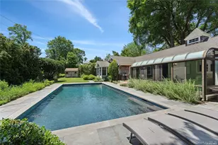 695 Main St, Westhampton Beach, NY 11978 - Photo 4