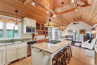 695 Main Street, Westhampton Beach, NY 11978 - Photo 6