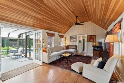 695 Main Street, Westhampton Beach, NY 11978 - Photo 10