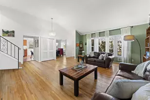 14 Baylor Cir, White Plains, NY 10605 - Photo 4