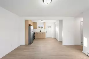 818 Meade Ave, Bellport, NY 11713 - Photo 4