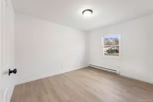 818 Meade Ave, Bellport, NY 11713 - Photo 12