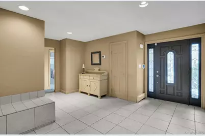 48 Randolph Drive, Dix Hills, NY 11746 - Photo 6