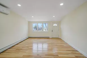 131 Belle Ave, Ronkonkoma, NY 11779 - Photo 8