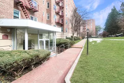 1300 Midland Avenue #A51, Yonkers, NY 10704 - Photo 36