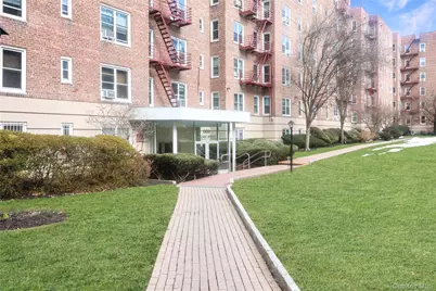 1300 Midland Avenue #A51, Yonkers, NY 10704 - Photo 4