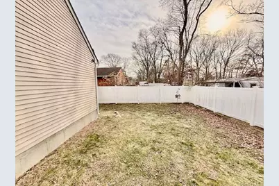 116 Robinwood Drive, Shirley, NY 11967 - Photo 24