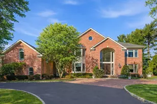 19 Cobblestone Ct, Centerport, NY 11721 - Photo 6