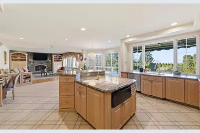 19 Cobblestone Court, Centerport, NY 11721 - Photo 16