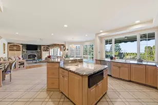 19 Cobblestone Ct, Centerport, NY 11721 - Photo 16