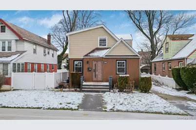 118-27 201st Street, Saint Albans, NY 11412 - Photo 1