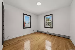 118-27 201st St, Saint Albans, NY 11412 - Photo 8