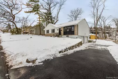 331 Alta Vista Drive, Yonkers, NY 10710 - Photo 24