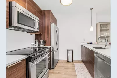 701 Ridge Hill Boulevard #11C, Yonkers, NY 10710 - Photo 2