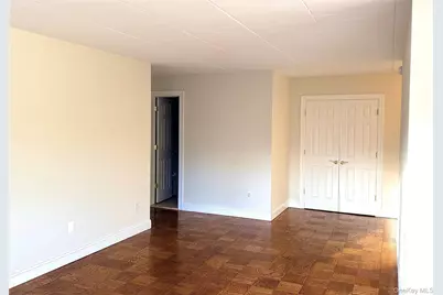 505 White Plains Road #2G, Eastchester, NY 10709 - Photo 4