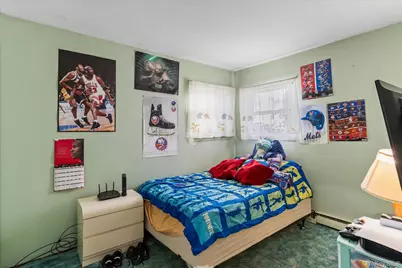 9 W 8th Street, Ronkonkoma, NY 11779 - Photo 10